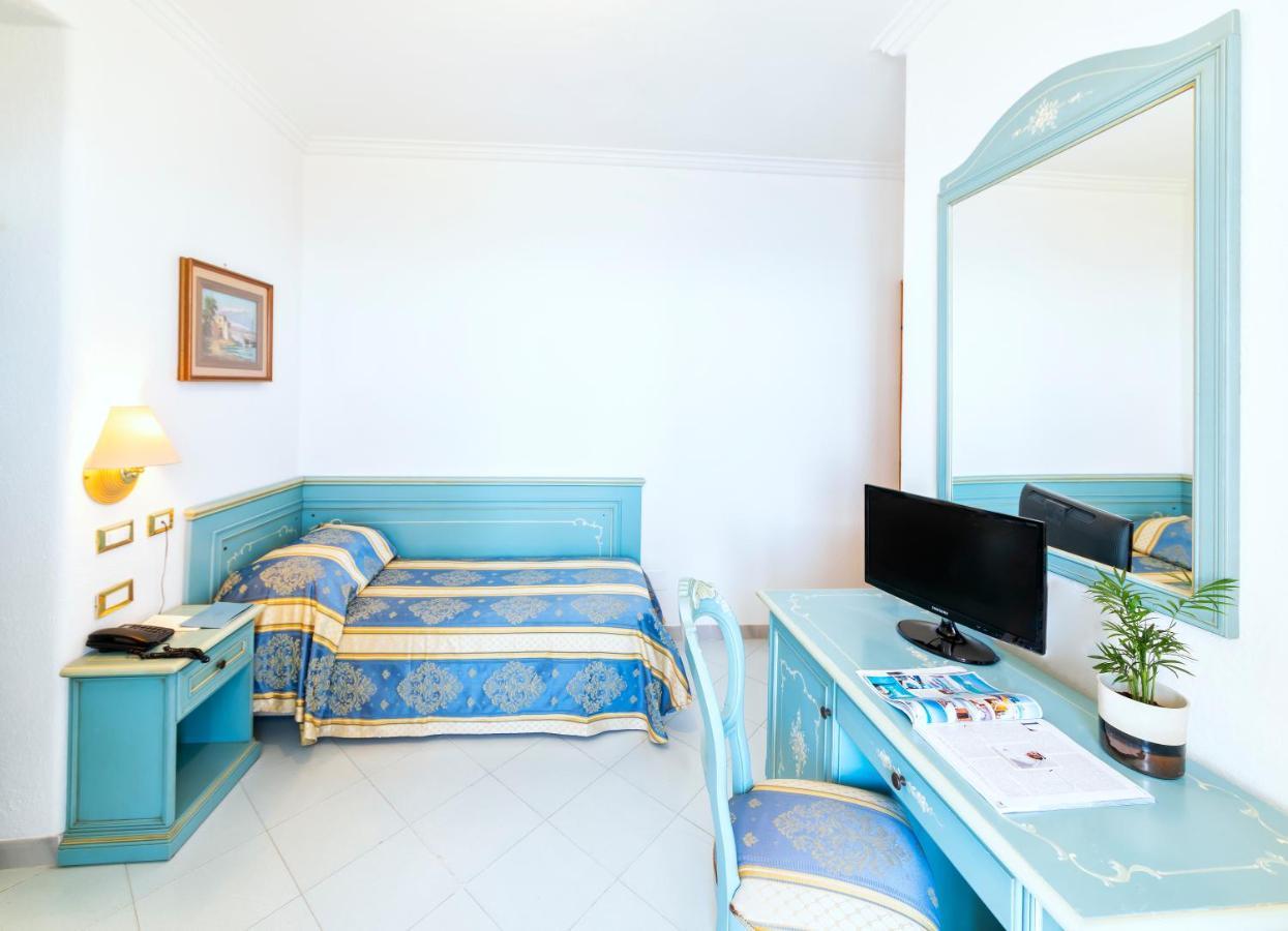 Single Room,1393926536:JPEG
